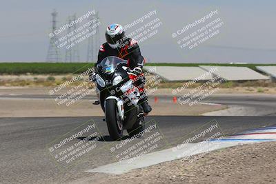 media/Jul-22-2022-TrackDaz (Fri) [[ca4971259a]]/Group B/130pm (Wheelie Bump)/